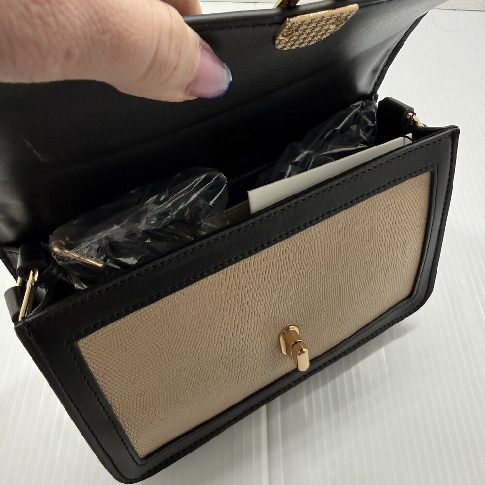 Jules Kae Mia Vegan Leather Clutch Crossbody Beige Black Gold Lock Shoulder Bag - Picture 4 of 10